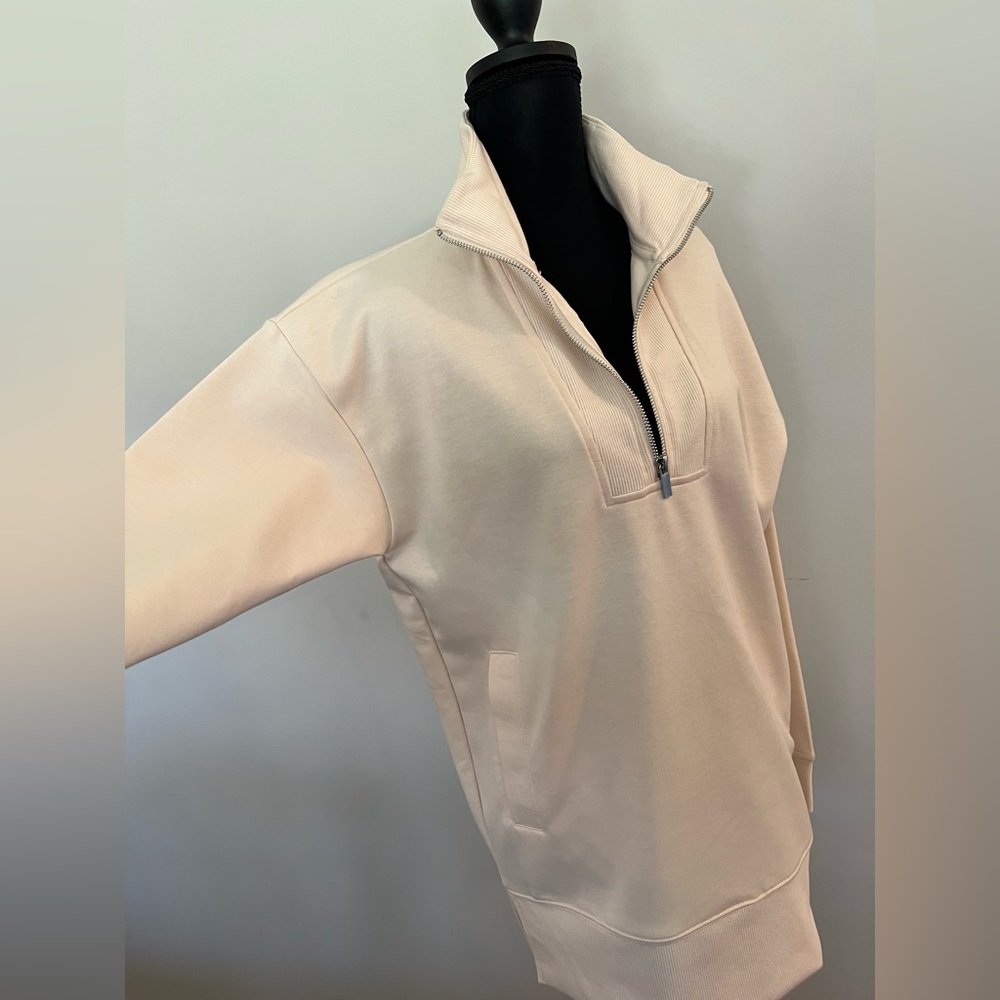 SAGE COLLECTIVE Short Zip Cream Colored Pullover